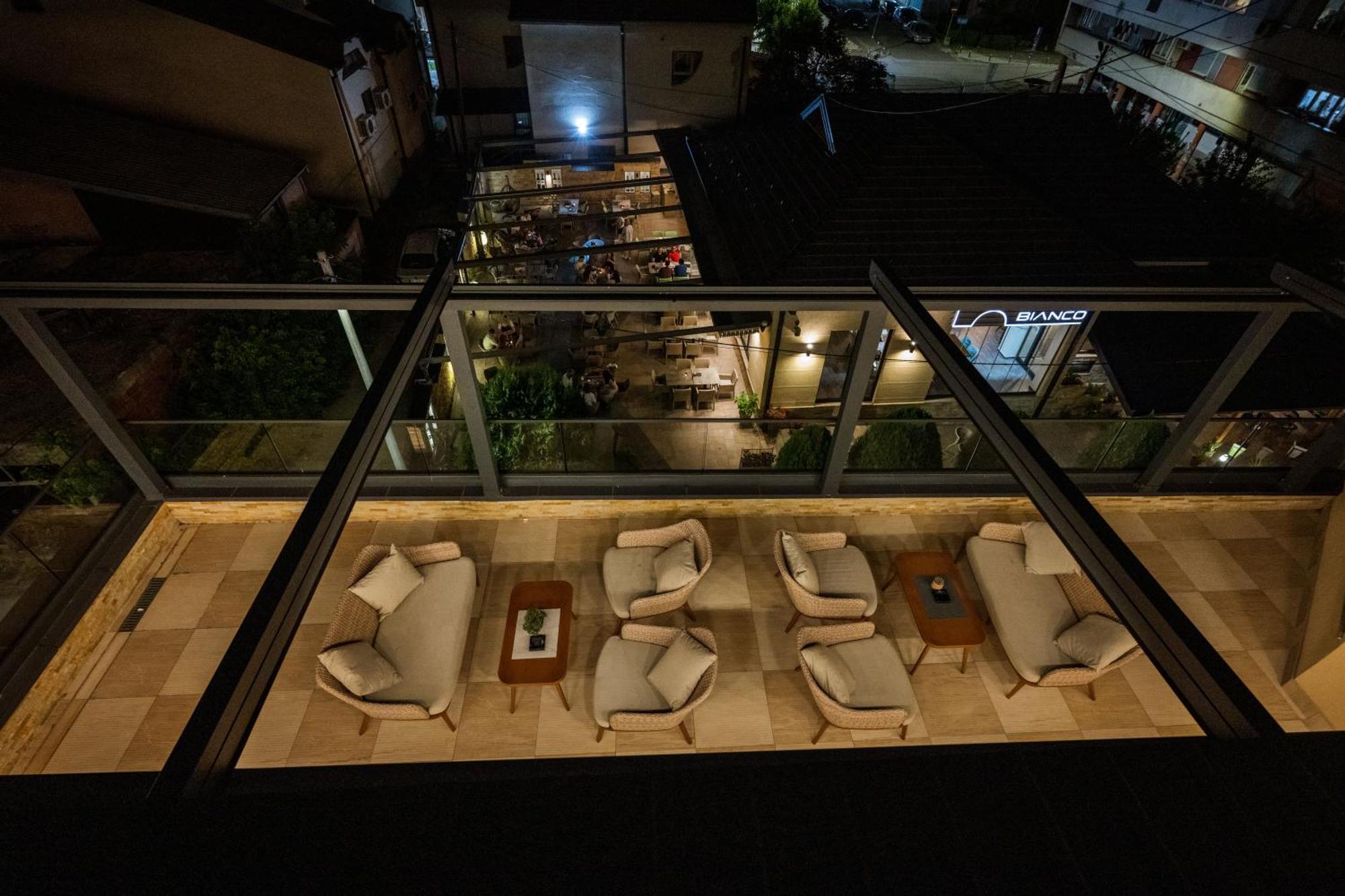 Hotel & Restaurant Ponte Bianco Вране Экстерьер фото