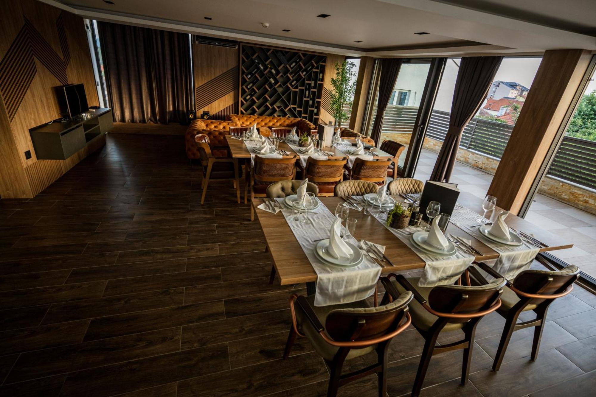 Hotel & Restaurant Ponte Bianco Вране Экстерьер фото