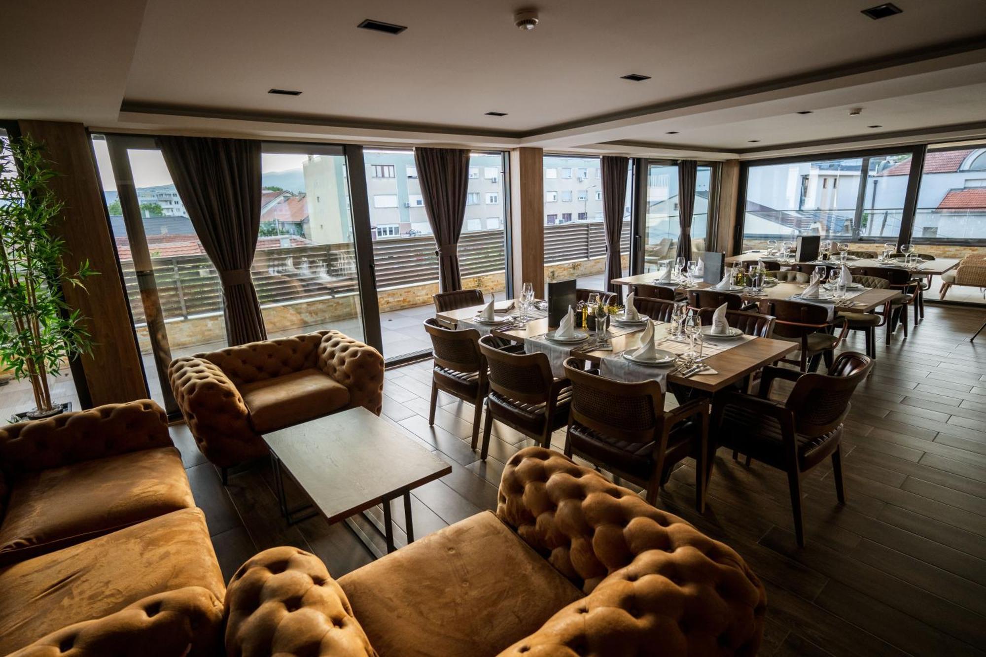 Hotel & Restaurant Ponte Bianco Вране Экстерьер фото