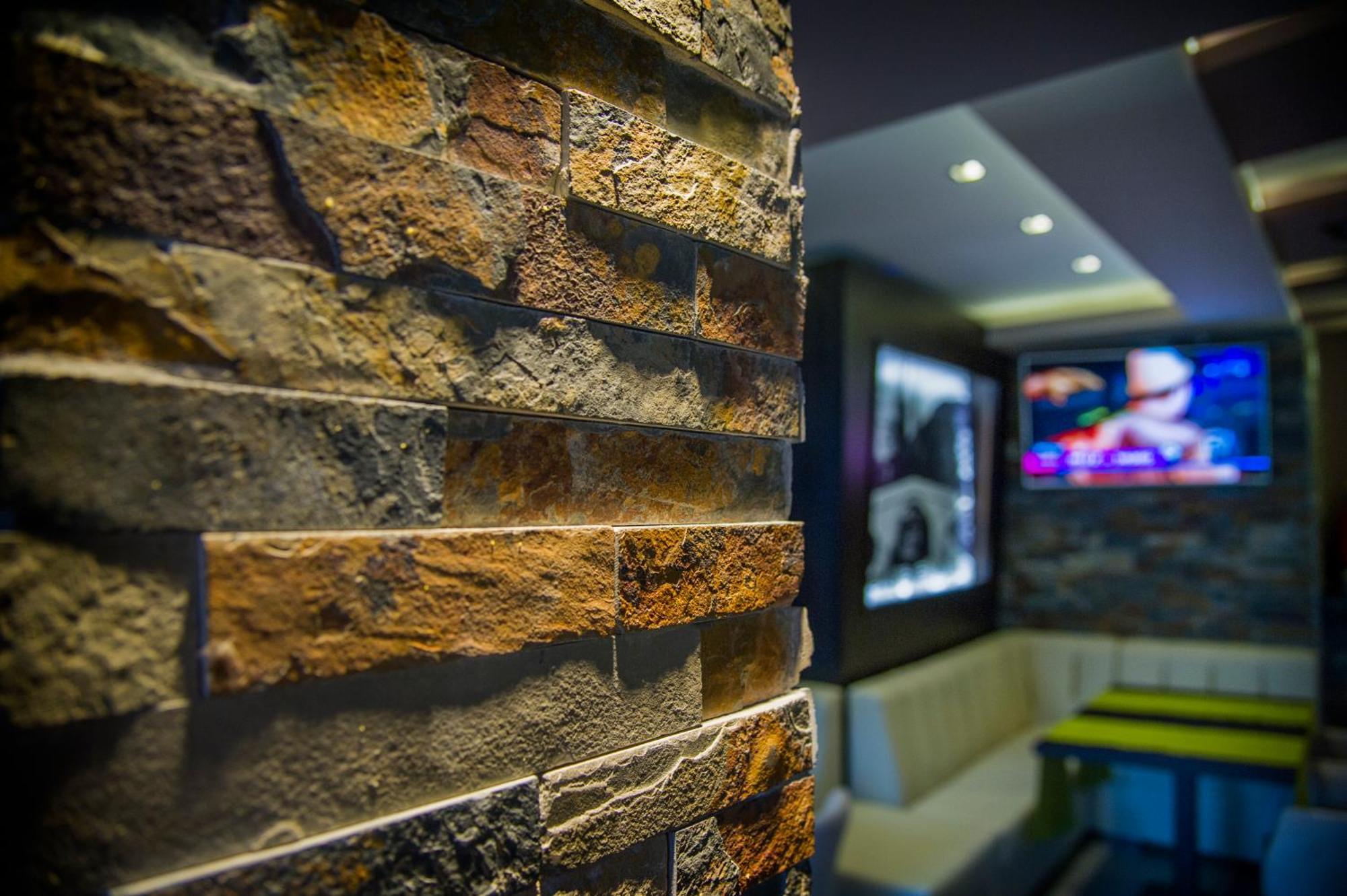 Hotel & Restaurant Ponte Bianco Вране Экстерьер фото