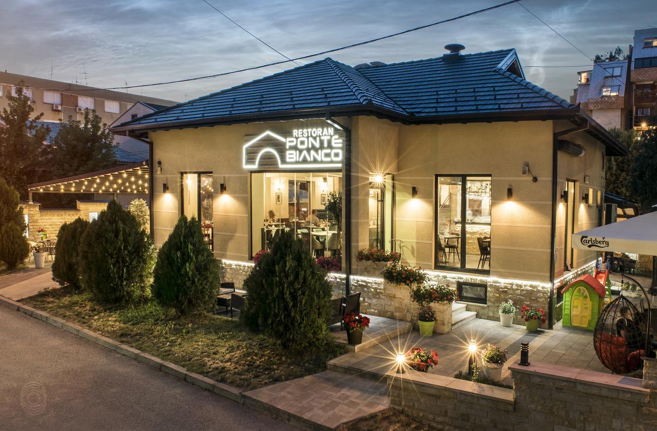 Hotel & Restaurant Ponte Bianco Вране Экстерьер фото